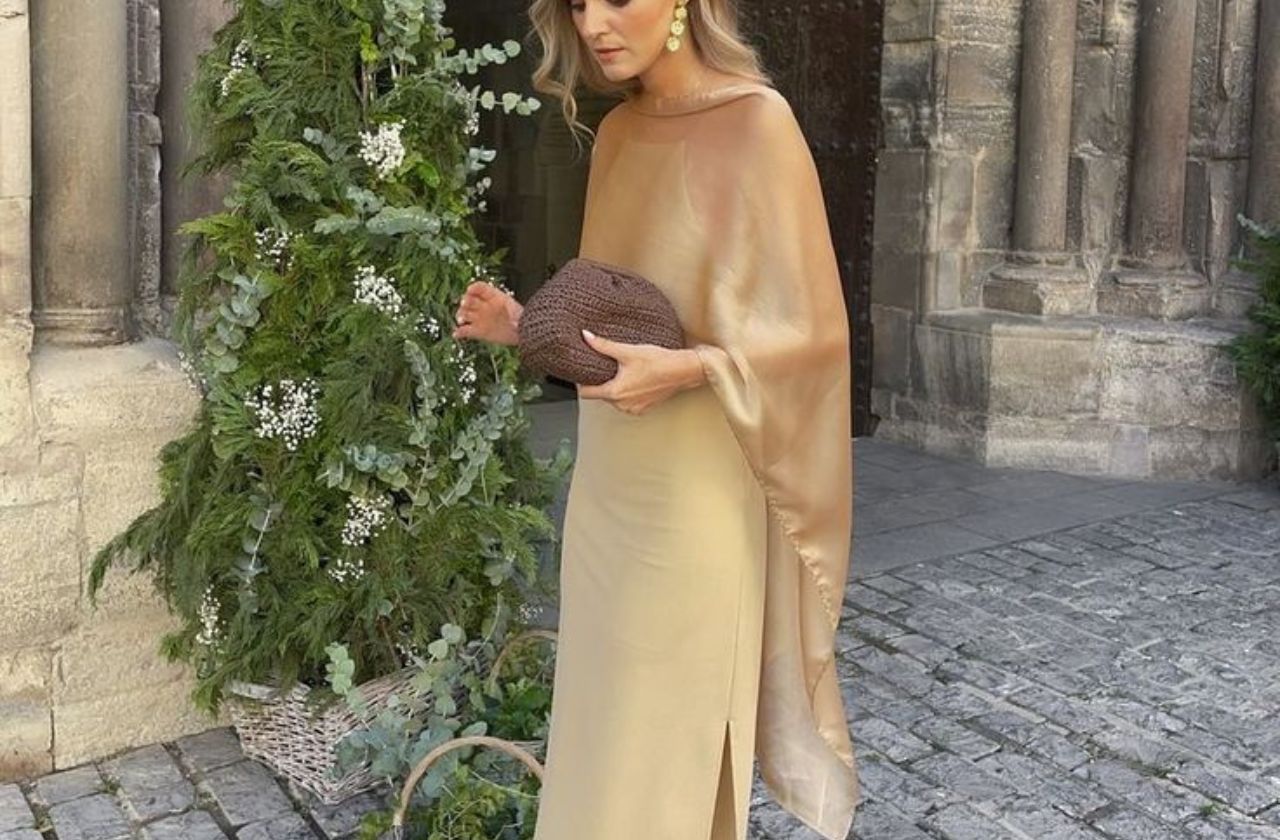 I'm 5'2, here's 17 Best Petite Dresses for Wedding Guests topsfordays I'm 5'2, here's 17 Best Petite Dresses for Wedding Guests topsfordays