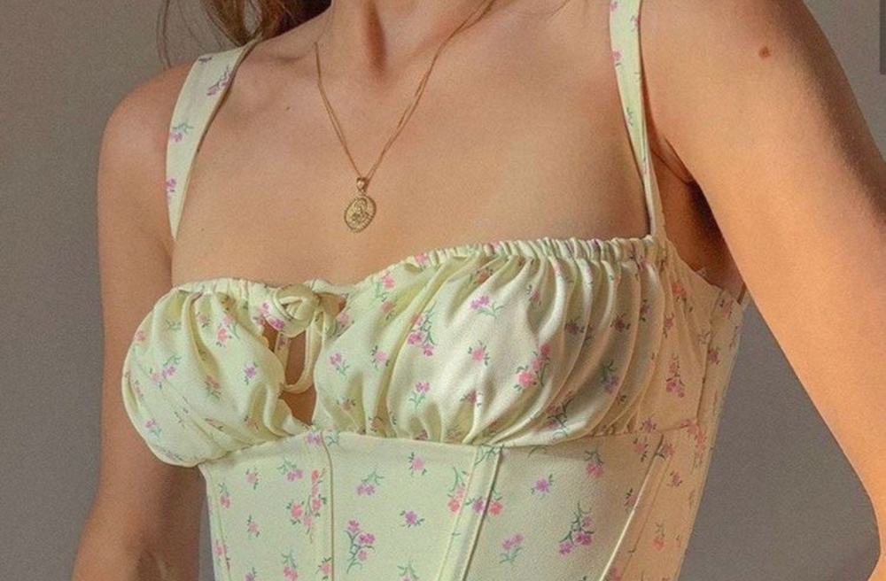 Chic Sexy Small Breasted Women In A Variety Of Stylish Designs 