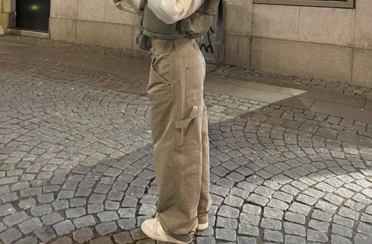 Cargo pants hot sale for short women