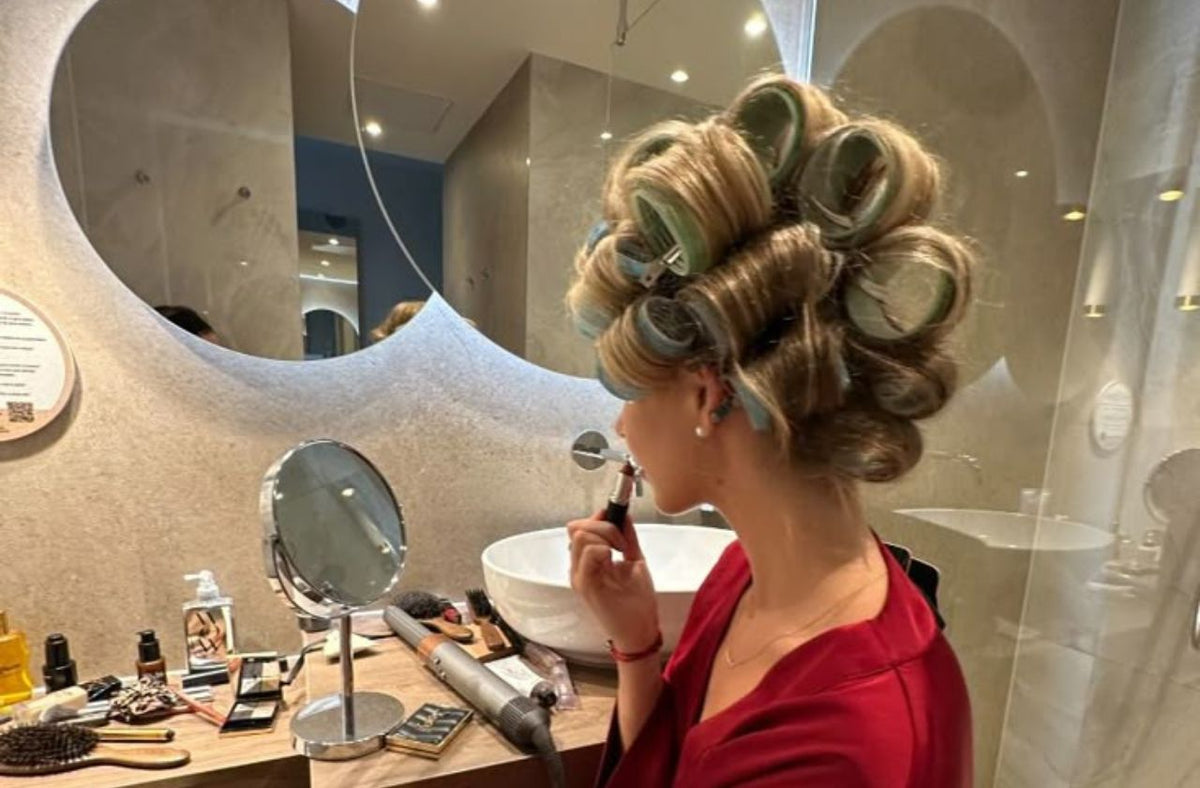 pinterst style airwrap hair curler aesthetic
