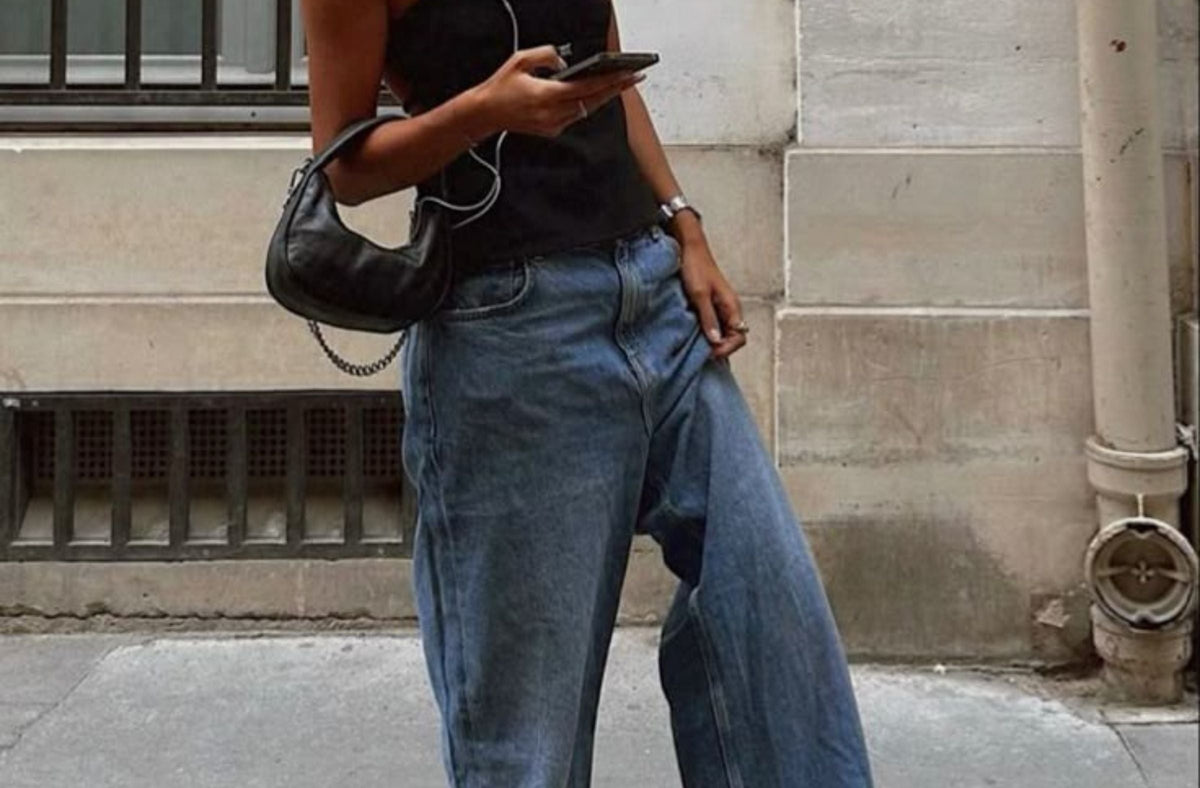 petite women wearing baggy jeans on the street